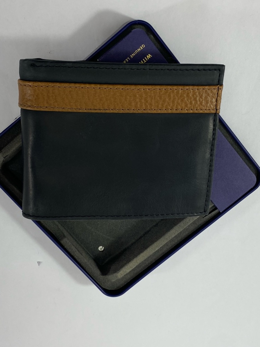 Fossil Classic Men's Black & Tan Genuine Leather Bifold With Flip ID Wallet NWT - Picture 10 of 13